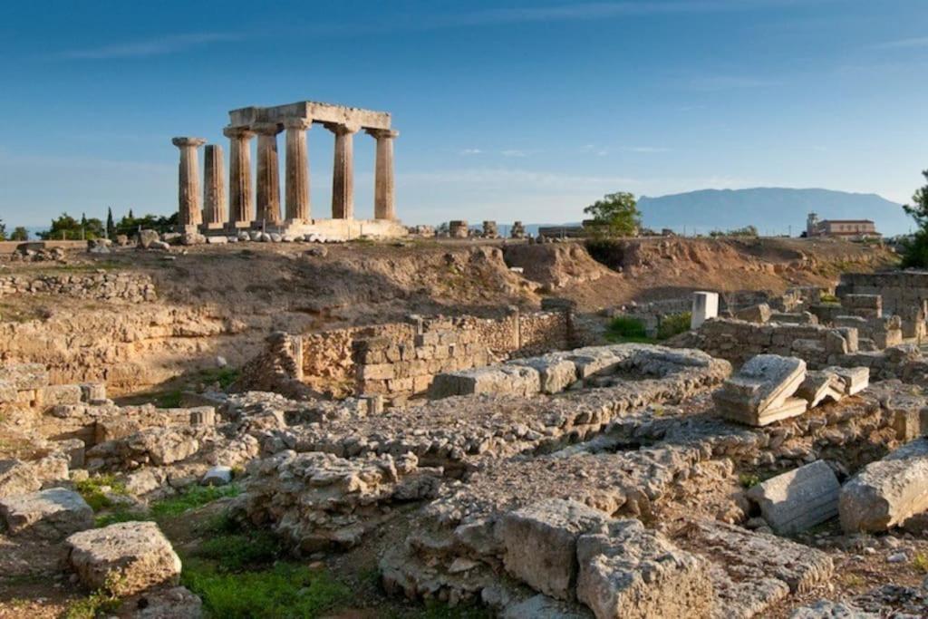Stone Suite In The Center Of Corinth Kültér fotó